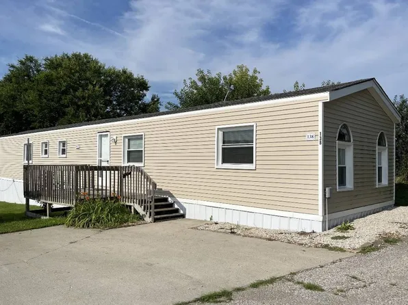1624 W Summit St #138, Winterset, IA 50273
