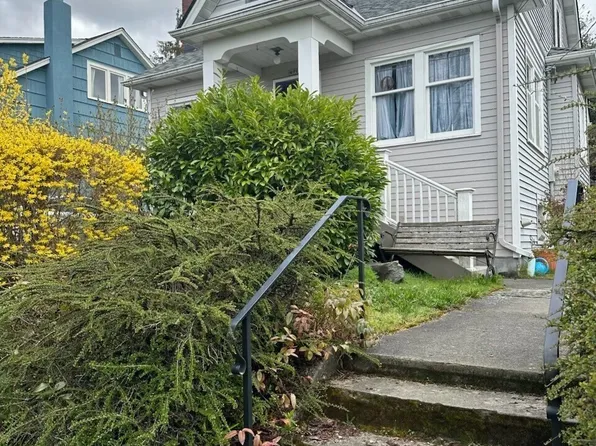 6706 12th Ave NW, Seattle, WA 98117