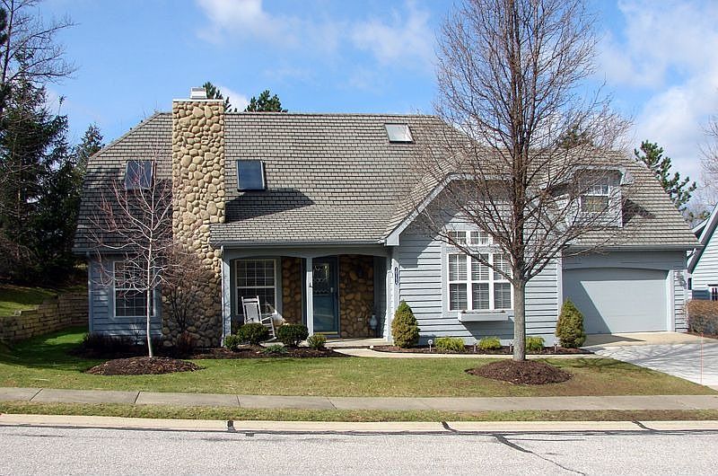 1st image of 10154 Glen Eagle Ln