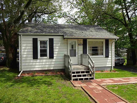 2nd image of 3132 15th St