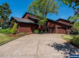 914 Cessna St, Independence, OR 97351