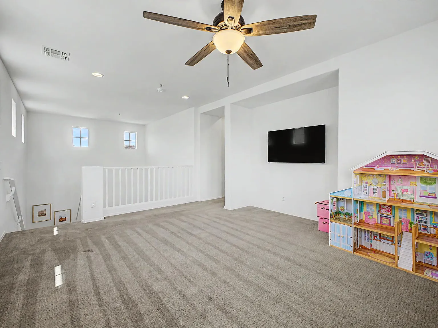 5103 S Moccasin Trail — Photo 2