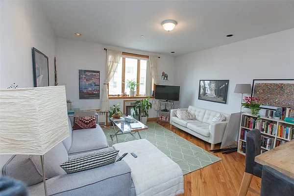 Rented by Voro NYC | media 31