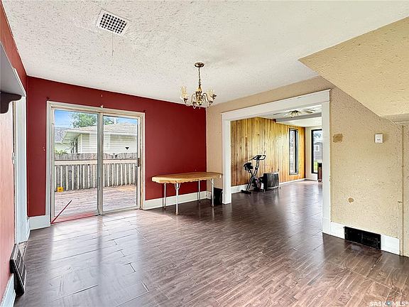 3rd image of 312 2nd STREET W