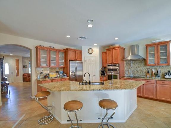 4th image of 33613 N 24th Ln