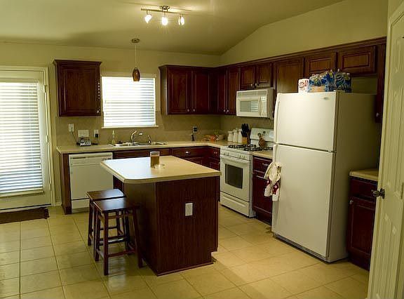 4th image of 3245 Corrigan Ln