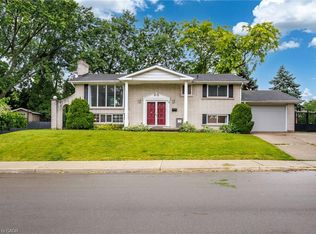 39 San Francisco Ave, Hamilton, ON L9C 5N8