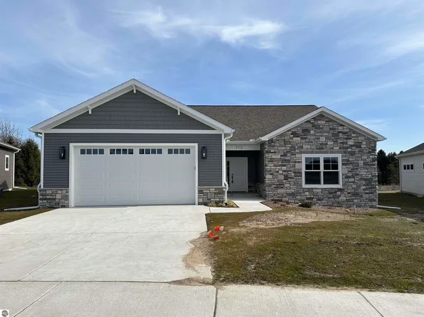 5112 Sheffer Farm Rd #3, Traverse City, MI 49685