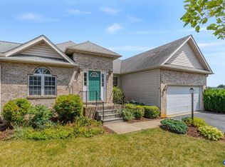 25 Enchanted View Cir, Fishersville, VA 22939