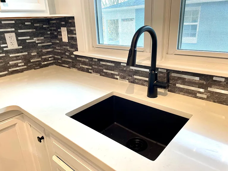 1317 W Broad St #C — Photo 5