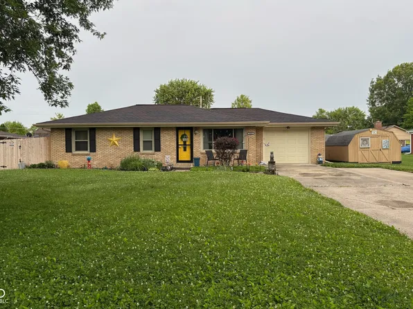 7411 Plantation Dr, Anderson, IN 46013