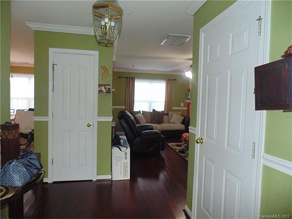 3rd image of 5019 Wallace Creek Ln