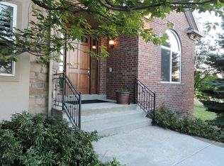 3 E Snow Forest Ln, Sandy, UT 84092