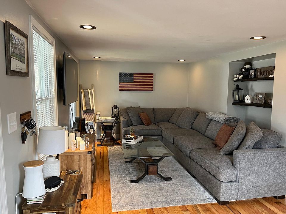 1st image of 738 Old Randolph St #1