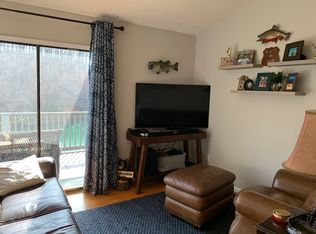 903 Loran Pointe Cir, Seneca, SC 29672