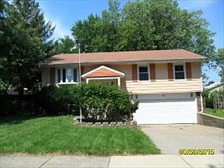 94 Jacobsen Ave photo 1