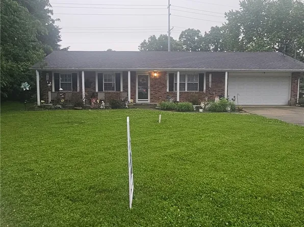 8233 Meadowlark Dr, Carlisle, OH 45005