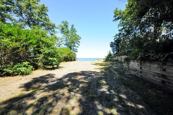 1st image of 65 Culross Dr