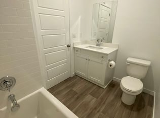 6128 E Robinson Ave, Fresno, CA