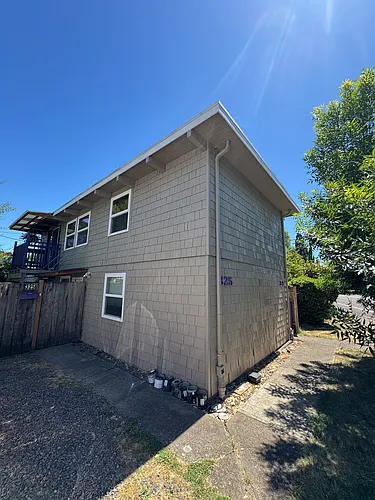 325 NW Kings Blvd #325 Photo 1