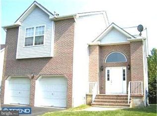 5 Canal View Dr, Lawrence Township, NJ 08648