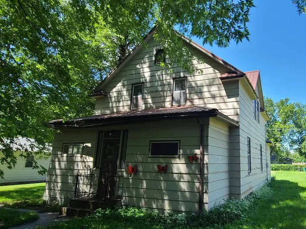 209 N Bruce St, Ivanhoe, MN 56142