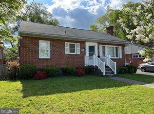 1620 S Braddock St, Winchester, VA 22601