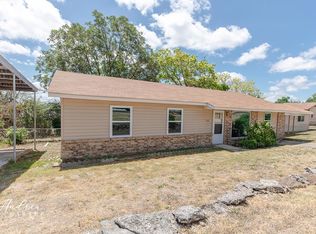 102 Ranchero Rd, Kerrville, TX 78028