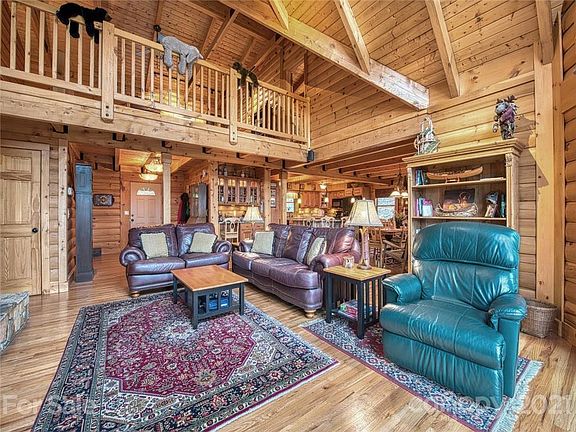 5th image of 1275 Winding Creek Dr