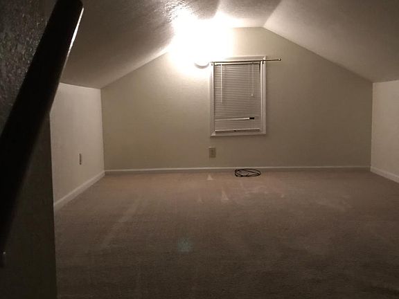 Finished Attic for family room/3rd bedroom or storage