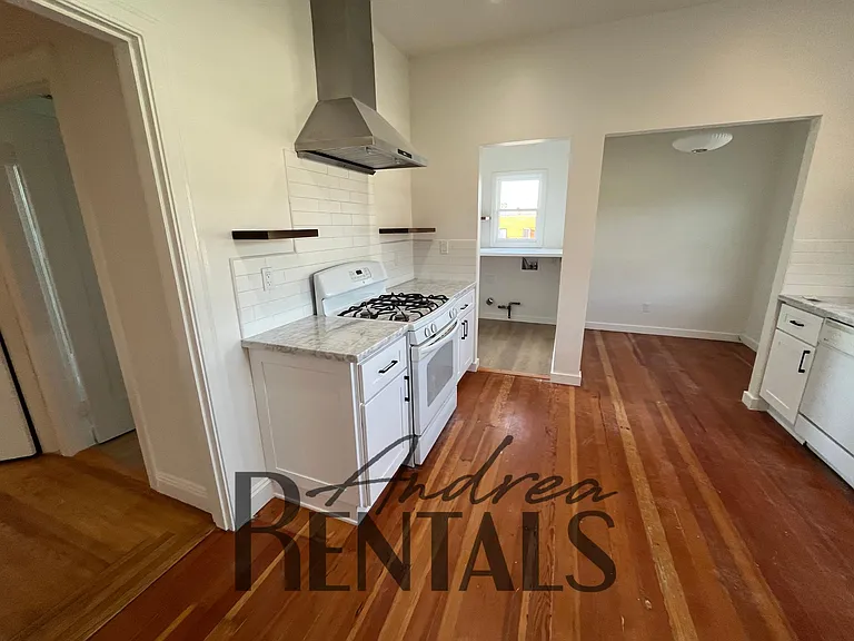 1145 Virginia St — Photo 10