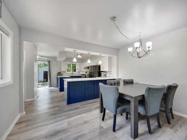 2400 108th Ave NW, Coon Rapids, MN 55433