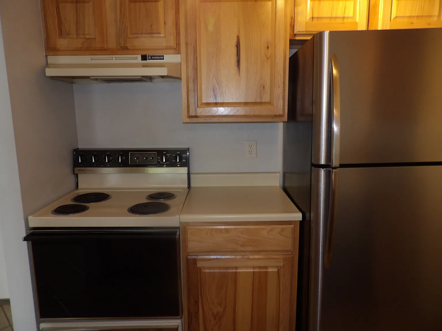 2 bed, 939 sqft, $1,295 — Photo 2