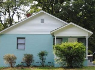 326 Rogers Lake Rd E, Kannapolis, NC 28083