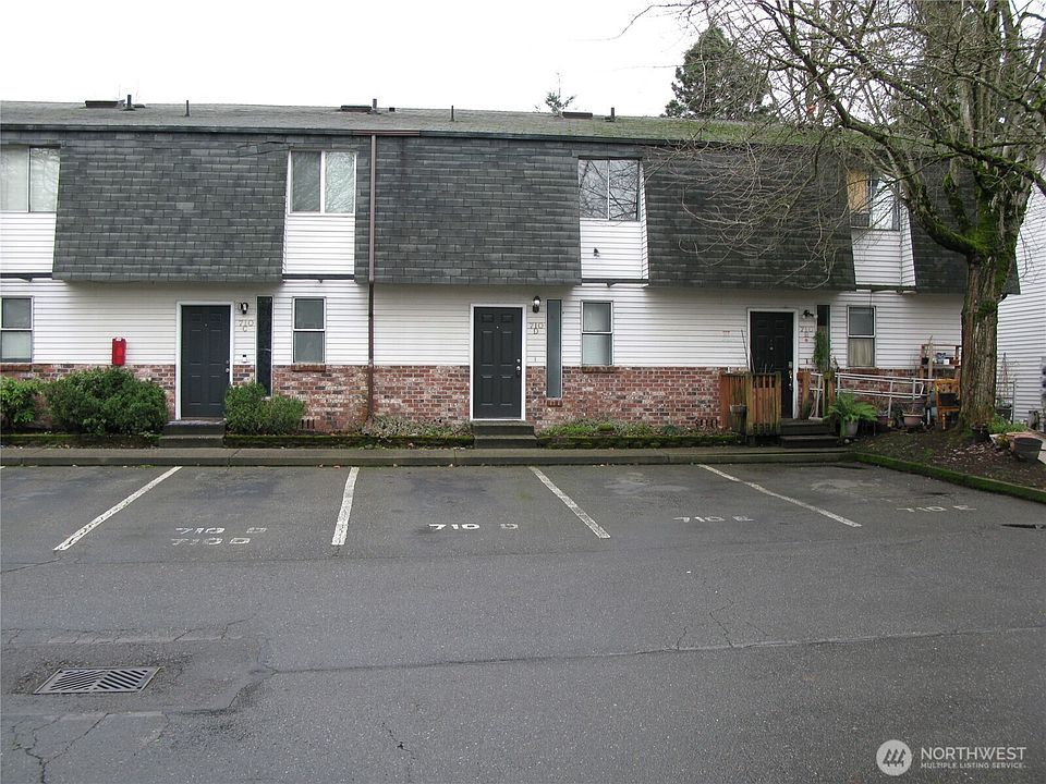 1st image of 710 10th Street NE #D