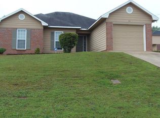 404 Spurlin Ct, Columbus, GA 31907