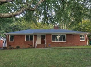 5000 Wedgewood Dr, Charlotte, NC 28210