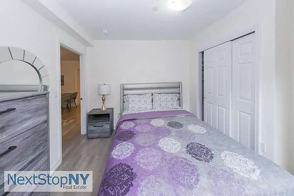 Rented by NextStopNY | media 11