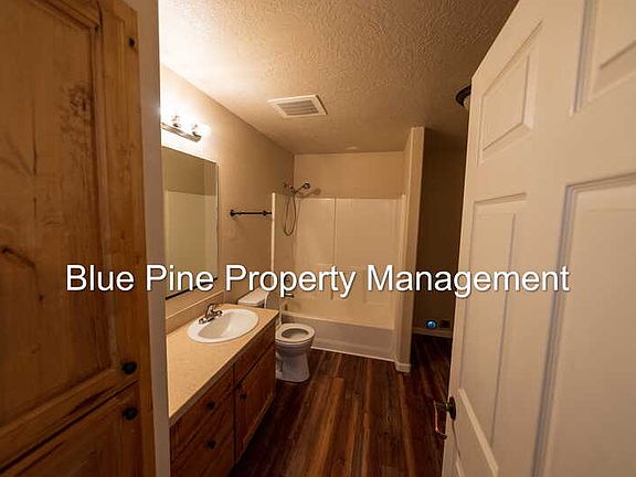5th image of 133 Clubhouse Cir #102