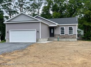 11 4th St, Hudson Falls, NY 12839