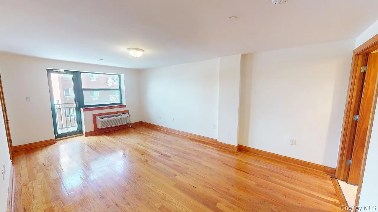 Studio, 1.0 bath, 450 sqft, $2,395 — Photo 4