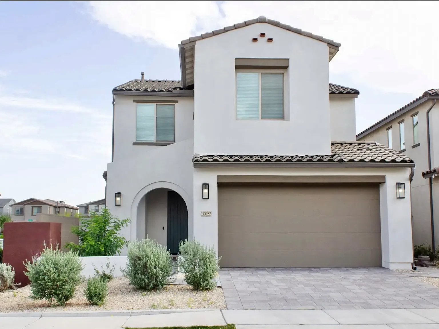 3 bed, 2.5 bath, 2040 sqft, $2,750 — Photo 1