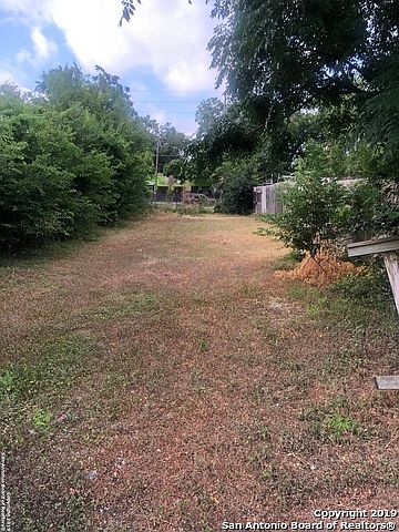 2nd image of 1134 Elvira St