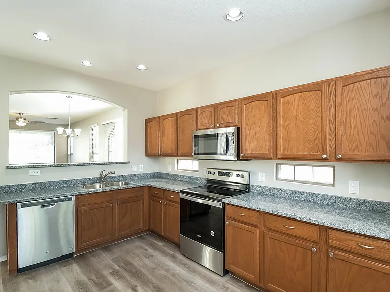 3674 E Stampede Dr — Photo 8