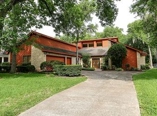 1807 Wildwood Ln, Richmond, TX 77406