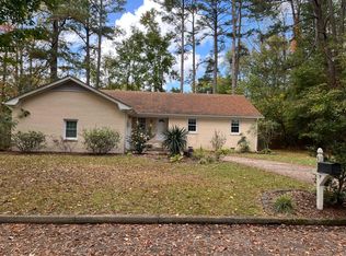 534 Old Dr, Chesapeake, VA 23322