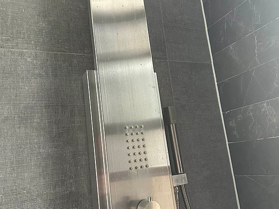 4th image of 102 E 103rd St APT 24