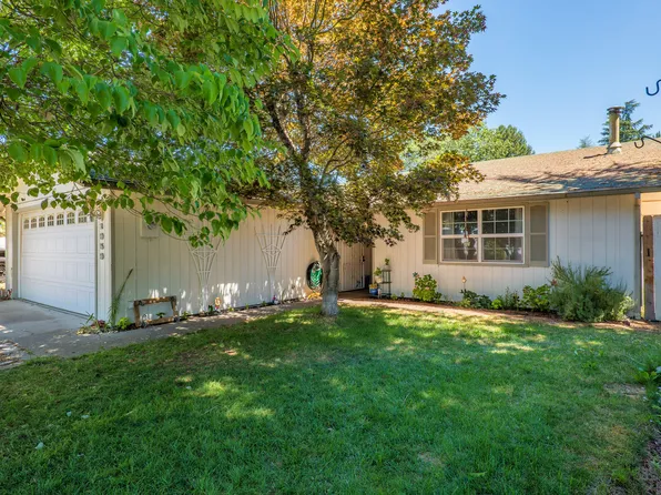 1959 Meadow Gln, Grants Pass, OR 97527
