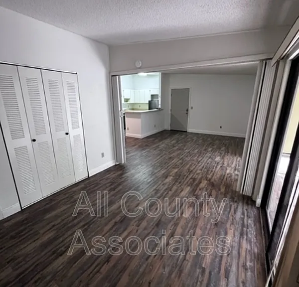 3277 Fox Chase Cir N #211 — Photo 10