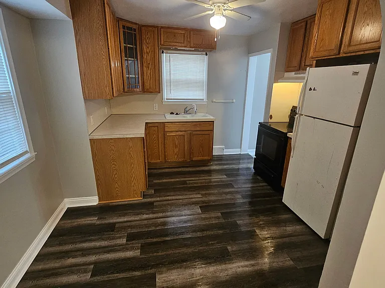 3713 Gratiot Ave — Photo 7